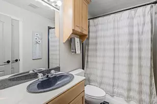 1137 W 2500 S, Syracuse, UT 84075 - Photo 17