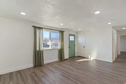 1168 N 250 W, Sunset, UT 84015 - Photo 5