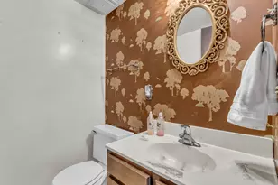 43 W Wilson Ave S, Murray, UT 84107 - Photo 9