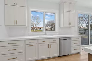 890 N Whipple Dr, Lehi, UT 84043 - Photo 19