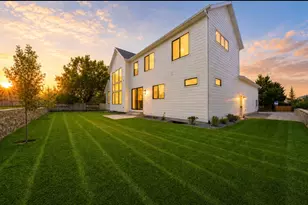 890 N Whipple Dr, Lehi, UT 84043 - Photo 3