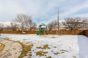 180 S 70 W, Orem, UT 84058 - Photo 33