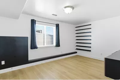 4901 E Silver Ridge Rd, Eagle Mountain, UT 84005 - Photo 33