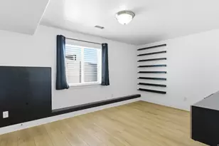 4901 E Silver Ridge Rd, Eagle Mountain, UT 84005 - Photo 33