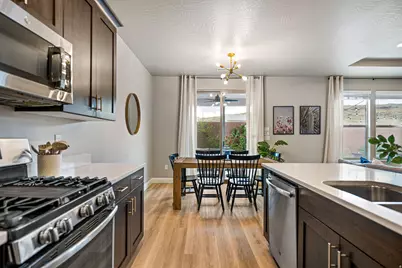 262 Ladera Dr, Washington, UT 84780 - Photo 5