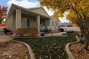 6618 S Scarsborough Ln, West Jordan, UT 84084 - Photo 31