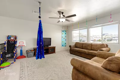 521 S Palm Ave, Washington, UT 84780 - Photo 25