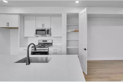 12696 S S Glacier Trail Lane Ln #125, Herriman, UT 84096 - Photo 5