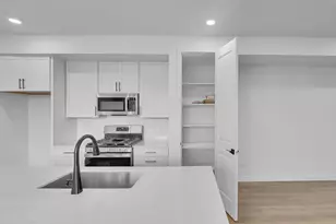 12696 S S Glacier Trail Ln Ln, Herriman, UT 84096 - Photo 5