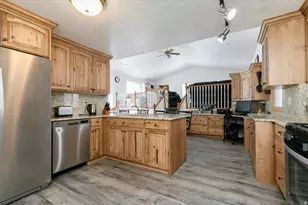 165 N 8th W, Preston, ID 83263 - Photo 3