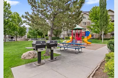 1205 E Privet Dr S #101, Cottonwood Heights, UT 84121 - Photo 31