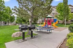 1205 E Privet Dr S, Cottonwood Heights, UT 84121 - Photo 31