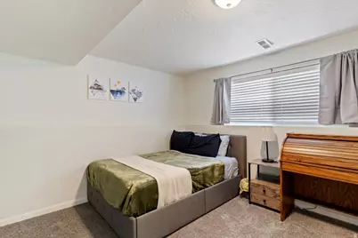 1545 E 975 N, Layton, UT 84040 - Photo 21