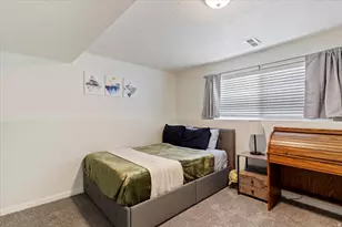 1545 E 975 N, Layton, UT 84040 - Photo 21