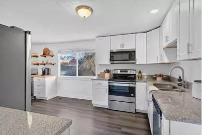 5980 S Sweet Basil W, Taylorsville, UT 84129 - Photo 11