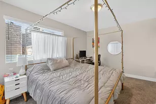 1798 E Sunrise Meadow Dr, Sandy, UT 84093 - Photo 11