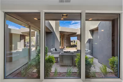 2047 W Cougar Rock Cir, Saint George, UT 84770 - Photo 17