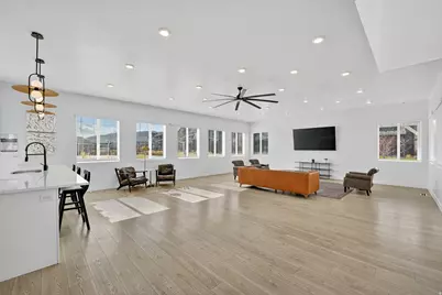 1154 E Trident Dr, Saratoga Springs, UT 84045 - Photo 35