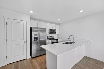 1154 E Trident Dr, Saratoga Springs, UT 84045 - Photo 17