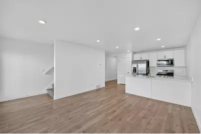 1154 E Trident Dr, Saratoga Springs, UT 84045 - Photo 15