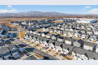 1154 E Trident Dr, Saratoga Springs, UT 84045 - Photo 11