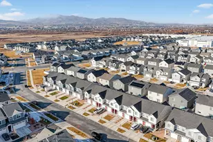 1154 E Trident Dr, Saratoga Springs, UT 84045 - Photo 11