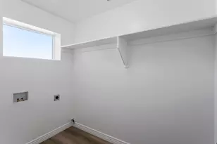 3864 S Woodland Ave, Mapleton, UT 84664 - Photo 9