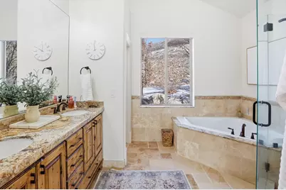 3297 N Layton Ridge Dr E, Layton, UT 84040 - Photo 35