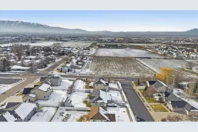 624 E 2100 N, North Logan, UT 84341 - Photo 39