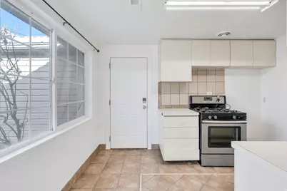 240 Grove Creek Dr, Pleasant Grove, UT 84062 - Photo 7