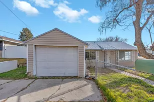 240 Grove Creek Dr, Pleasant Grove, UT 84062 - Photo 3