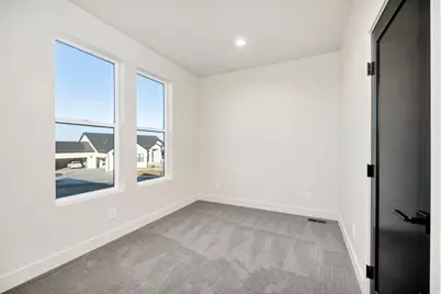 304 N Sherwood Dr, Providence, UT 84332 - Photo 27