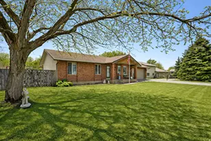 1133 E 2925 N, North Ogden, UT 84414 - Photo 3