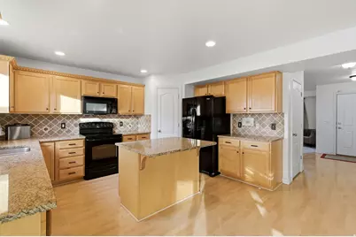 1218 S 1420 W, Woods Cross, UT 84087 - Photo 33