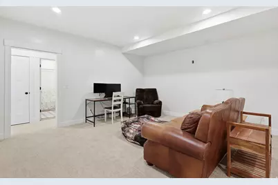 907 E 630 N, Hyde Park, UT 84318 - Photo 43