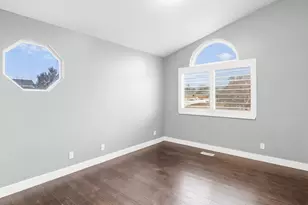 9943 S 3200 W, South Jordan, UT 84095 - Photo 31