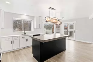 9943 S 3200 W, South Jordan, UT 84095 - Photo 15