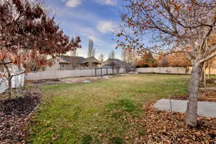 273 N 2975 W, Layton, UT 84041 - Photo 7