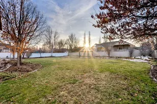 273 N 2975 W, Layton, UT 84041 - Photo 11