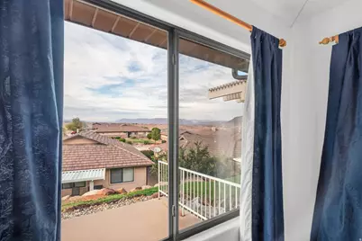 2360 S Hampton Rd, Saint George, UT 84770 - Photo 33