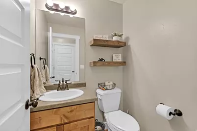 34 S 3600 W, Layton, UT 84041 - Photo 17