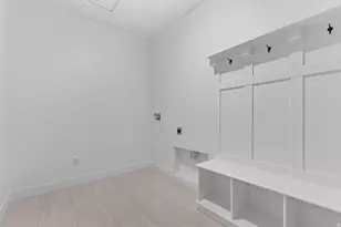 220 W Glenbrittle Dr, Lehi, UT 84043 - Photo 9