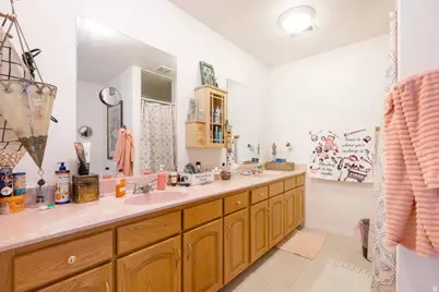 2017 N 2000 W, Farr West, UT 84404 - Photo 7