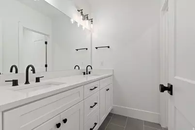 7136 W Blue Bison Ln, Herriman, UT 84096 - Photo 31