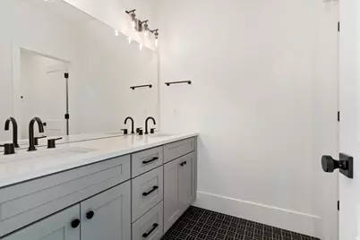 7136 W Blue Bison Ln, Herriman, UT 84096 - Photo 25