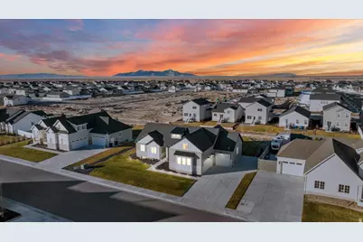 30 Pier Pl, Stansbury Park, UT 84074 - Photo 29