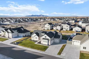 30 Pier Pl, Stansbury Park, UT 84074 - Photo 35