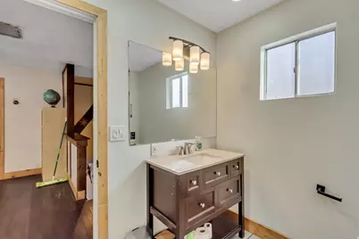 7609 S 2700 E, Cottonwood Heights, UT 84121 - Photo 21