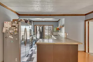 7609 S 2700 E, Cottonwood Heights, UT 84121 - Photo 43