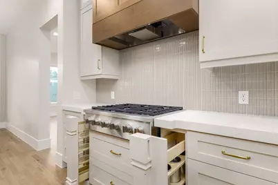 393 E Sidbury Rd, Washington, UT 84780 - Photo 9